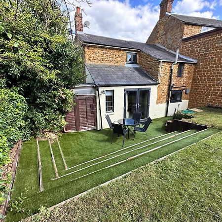 Malvern House Banbury Esterno foto